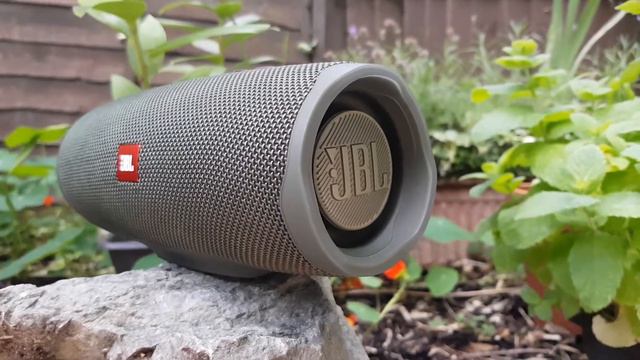 JBL Charge 4 | Extreme Bass Test [2019] смотреть онлайн