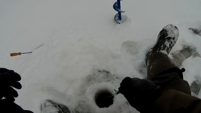 Рыбалка 31-го декабря!!! Новогодняя рыбалка на пруду! смотреть онлайн