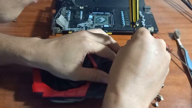 Clean VGA and replace GPU thermal paste - Apply new thermal paste - MSI RX 480 8G Gaming X смотреть онлайн