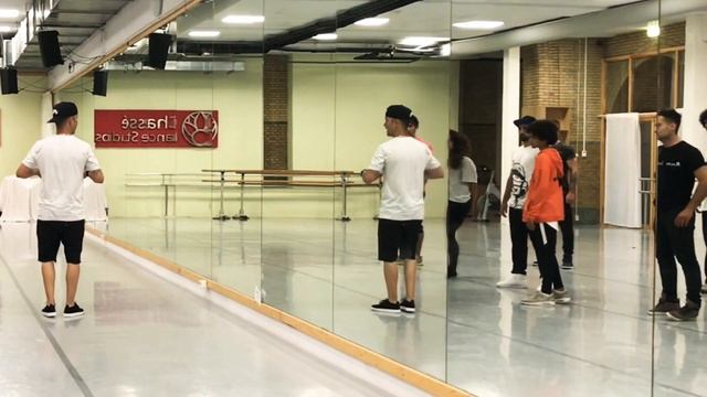 how to body control LEARN from POPPIN JOHN dance tricks Popping | MasterClass ( Part 2 ) learn2bust смотреть онлайн