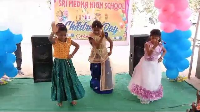 "pulsar bike" song by sree medha little angels in children's day celebrations смотреть онлайн