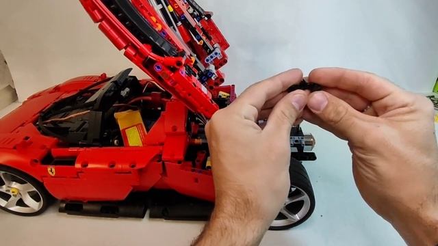В ДВИЖЕНИИ ЕЩЕ КРАСИВЕЕ! Crazy Motor + Lego Technic 42143 Ferrari Daytona SP3 Моторизация смотреть онлайн