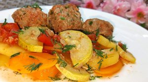 Вкусный ужин из кабачка и фарша.  Без заморочек. Все сложил и готово!