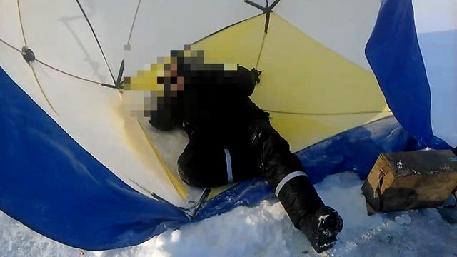 СЛУЧАЙ НА РЫБАЛКЕ:)ПРИКОЛ. РЖАКА ДО СЛЁЗ!!! Я под столом. нарыбачился водкой)))МАТ смотреть онлайн