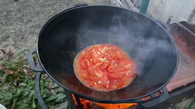 Борщ в казане смотреть онлайн