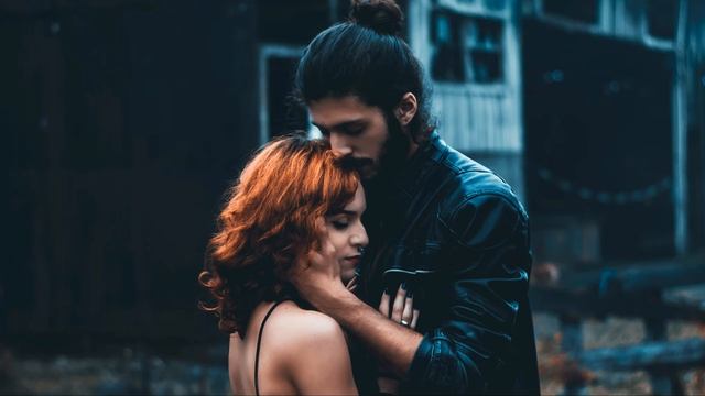 Anna B May = NEVER ALONE смотреть онлайн