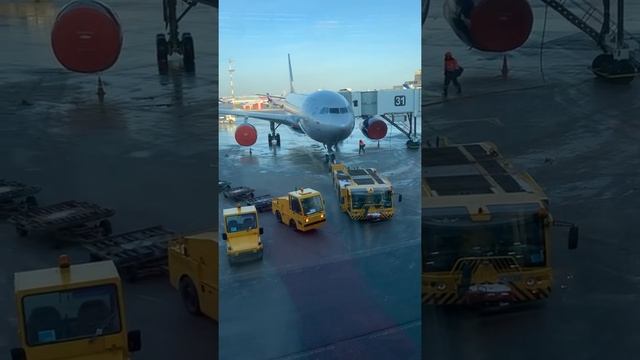 Мелочи , из которых состоит авиация смотреть онлайн