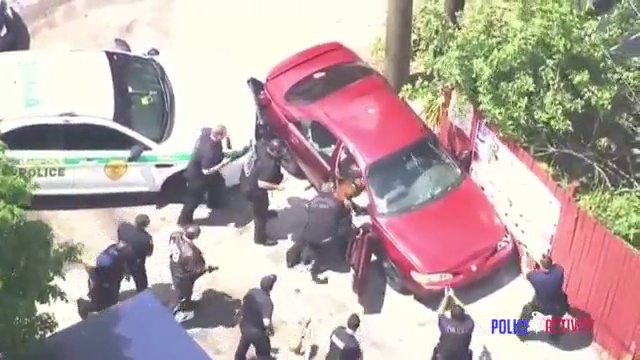 Задержание нарушителя скоростного режима в Майами смотреть онлайн