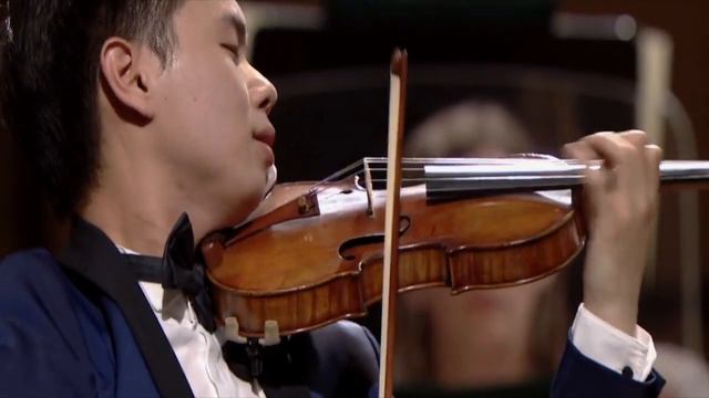 Bruch: Violin Concerto No. 1| Timothy Chooi | Orchestre Philharmonique Royal de Liège смотреть онлайн