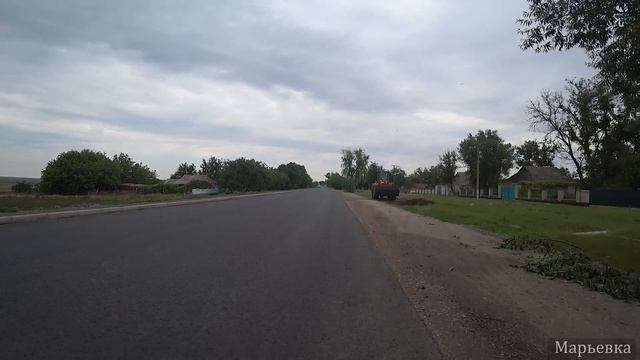 Велопоездка вдоль Ингула через Марьевский лес смотреть онлайн