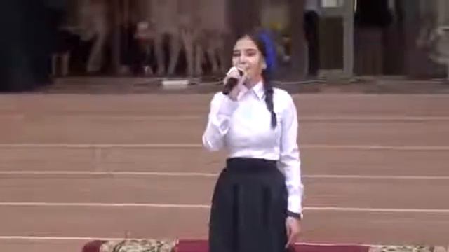 Очень классноя песня про мами. смотреть онлайн