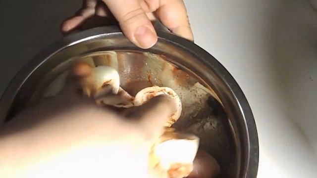 ? Шашлык из курицы в духовке.?ПОТРЯСАЮЩИЙ! Всего 2 ингредиента +специи смотреть онлайн