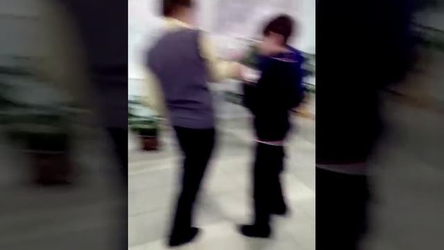 Вот как надо драться))) смотреть онлайн