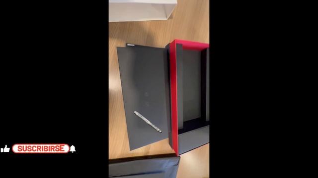 Unboxing Lenovo Yoga Book 9i | Lenovo Yoga Book 9i смотреть онлайн