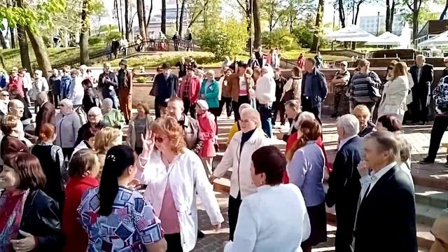 Танцы для пожилых людей в Витебске смотреть онлайн