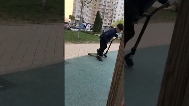 #трюковой самокат#трюки смотреть онлайн