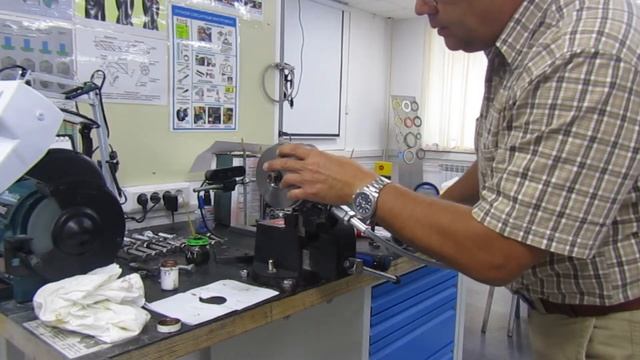 Влияние медной смазки на момент затяжки резьбовых соединений смотреть онлайн