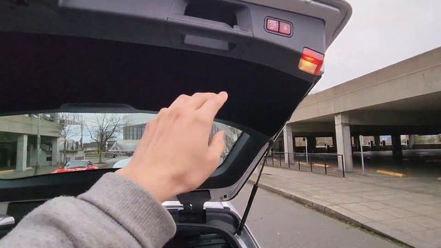 2014 Mercedes E63S Wagon Walkaround смотреть онлайн