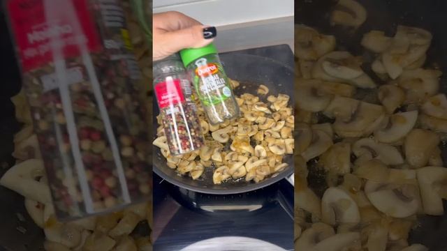 Ризотто с грибами risotto con champiñones #вкусно #готовкадома #еда #грибы#рис#cocinacasera смотреть онлайн