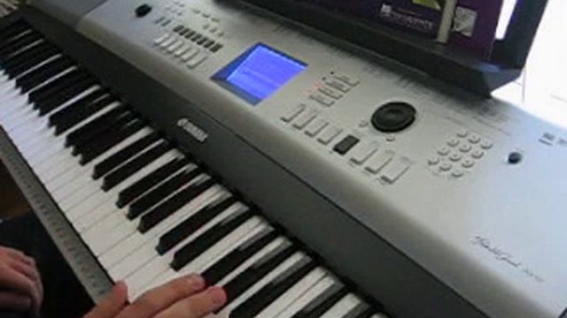 Piano-Dr. Dre-Bad Intentions & Busta Rhymes-Holla смотреть онлайн