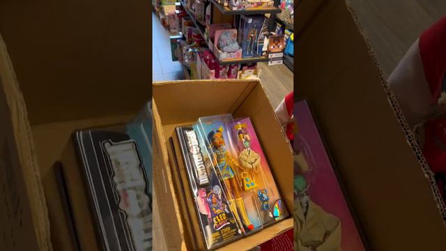 Новые куклы Monster High😃🥰 смотреть онлайн