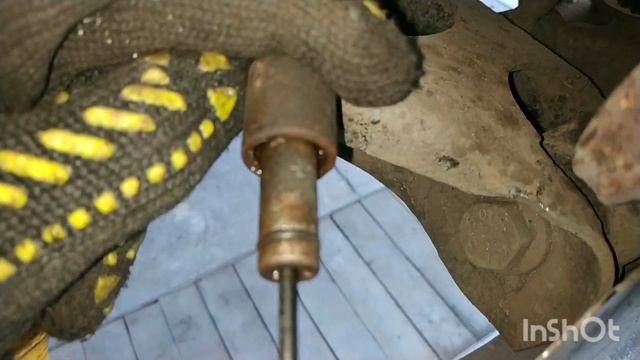 Замена колодок и тросиков ручника ( ножника ) или стояночного тормоза Volkswagen Touareg смотреть онлайн