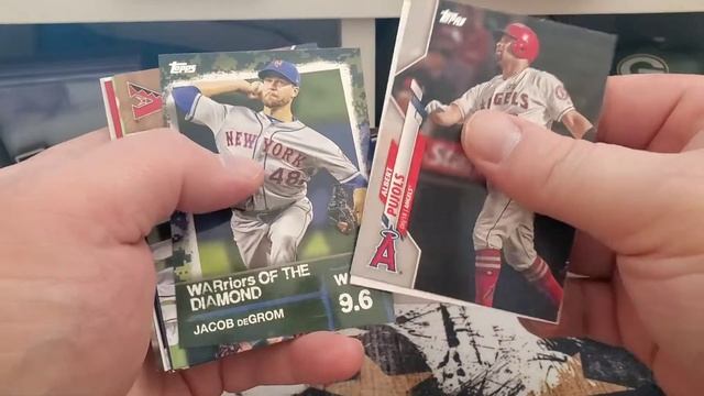 2020 Topps Baseball Series 2 Jumbo Box - Luis Robert Rookie, MVP PC Hit, MVP Short Prints and More! смотреть онлайн