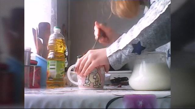 НОВОГОДНЯЯ ВКУСНЯШКА//КЕКС ЗА 5 МИНУТ смотреть онлайн
