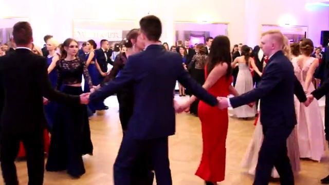 Studniówka 2017 - Ekonomik (Ostrów Mazowiecka) - Polonez смотреть онлайн