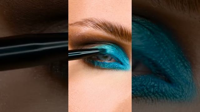 Необычные яркие смоки для нависшего века с карандашом Pupa / Perfect Smokey eyes for hooded eyes смотреть онлайн