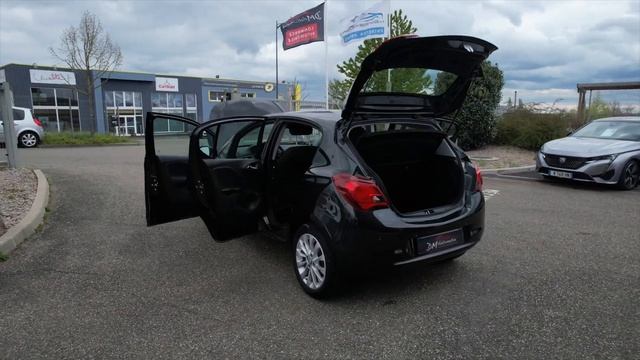 OPEL CORSA (5) 1.4 90cv Edition Référence: 1350 смотреть онлайн