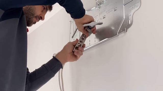 Klima montajı Mitsubishi enviro-me смотреть онлайн