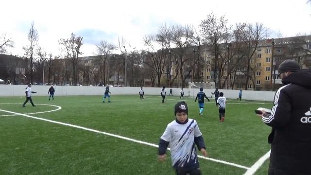 03112023 СШОР 8 Строитель 2015 СШОР 8 Строитель 2014 2й тайм смотреть онлайн