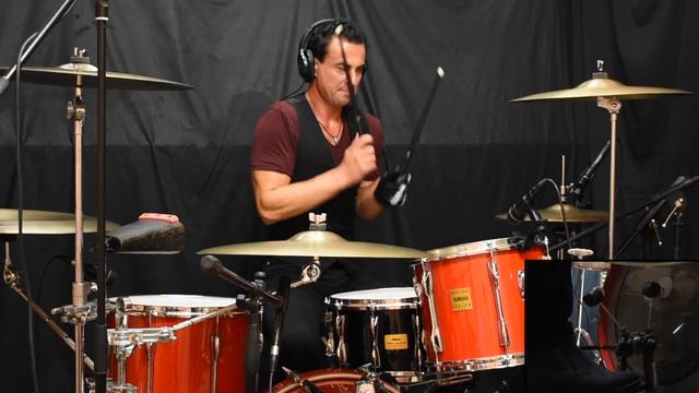Back In Black - AC/DC - Drum Cover смотреть онлайн