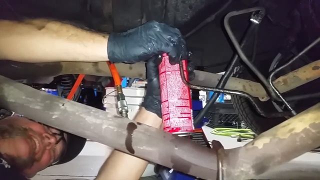 Flushing the cooler lines - Dave's 1971 Mach 1 Ford Mustang - Day 6 смотреть онлайн