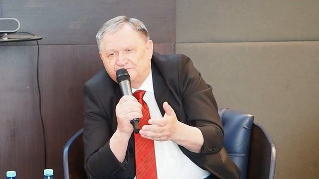 Александр Муравский на конференции enews «EPC Summit в Молдове - между политикой и геополитикой» смотреть онлайн