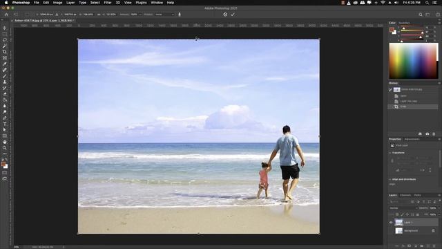 Digital Publishing Part 2: Photoshop Content Aware Scale смотреть онлайн