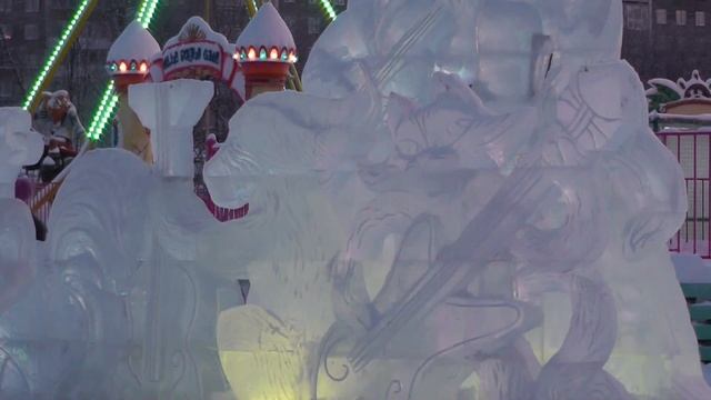 Ледяные скульптуры в Мурманске - Ice sculptures in Murmansk 2019 смотреть онлайн