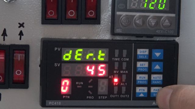 Регулятор температуры PC410 с коммуникационным модулем RS232 смотреть онлайн