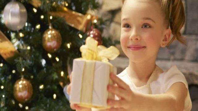 какой подарок подарить девочке на 11 лет смотреть онлайн