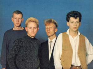 depeche-mode-photographic_118163.mp4