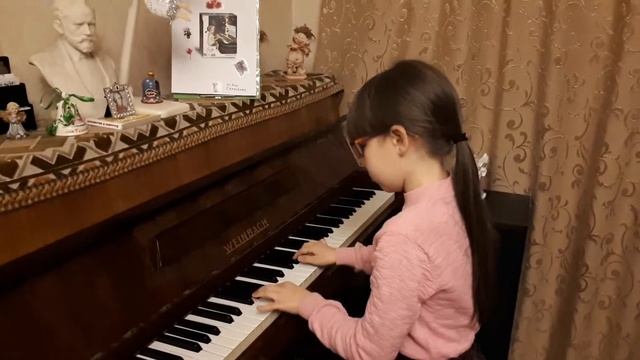 Soft Mozart Зимний Академический Концерт 2017-2018. Чешская народная песня "Аннушка". Аня, 9 лет смотреть онлайн