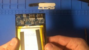 ремонт Xiaomi Mi Power Bank 2i 10000 mAh Silver (PLM09ZM-SL)