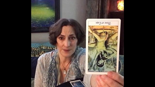 Changing Career or School Path: A Two-Minute Tarot Reading with @SageWynterFox смотреть онлайн