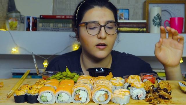 MUKBANG | МИДИИ, ОСЬМИНОГИ, КРЕВЕТКА | SUSHI/ROLLS | не ASMR #суши #роллы #мукбанг #mukbang #asmr смотреть онлайн
