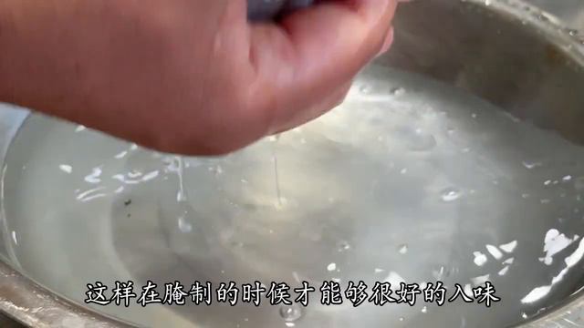 夏天，黃瓜和蝦仁是絕配，簡單一炒，幾分鐘出鍋，脆嫩爽口都愛吃【留意美食】#黃瓜 #蝦仁 смотреть онлайн