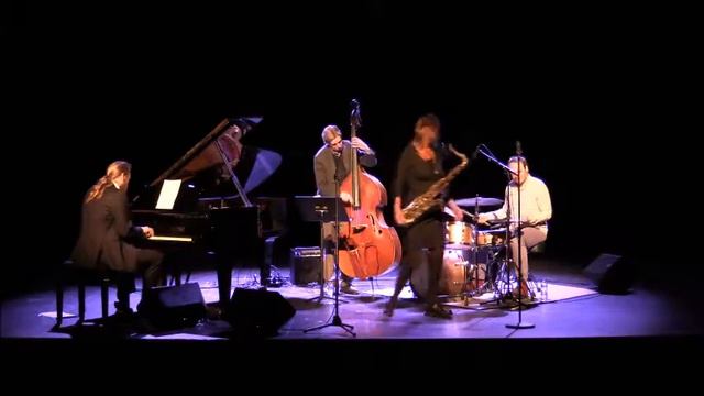 Kari Sjöstrand - TALK plays GULLiN - Icarus on the Moon смотреть онлайн