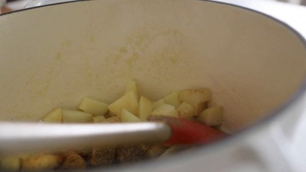 Borscht - The Most Delicious Red Soup - Heghineh Cooking Show