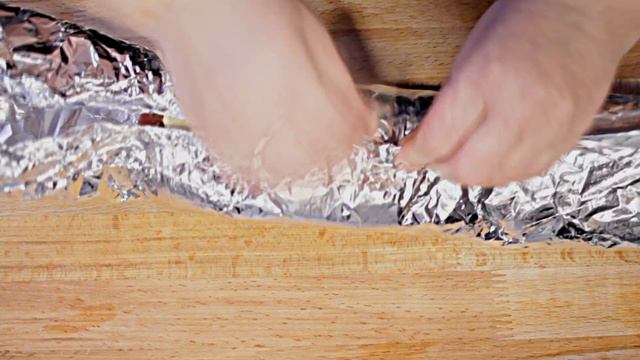 Когда сало вкуснее мяса - пальчики оближешь. Рецепт грудинки в духовке смотреть онлайн