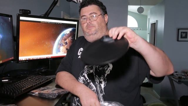 Unboxing the BenQ 27 Inch GW2765 Monitor смотреть онлайн